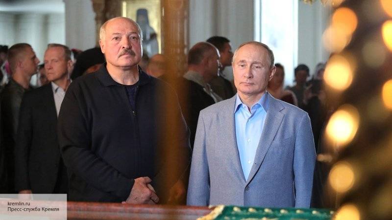 Владимир Путин - Александр Лукашенко - Ольга Перепелицына - Лукашенко - Путин и Лукашенко получили в подарок иконы после посещения монастыря - politros.com - Россия - Ленинградская обл. - Санкт-Петербург - Белоруссия