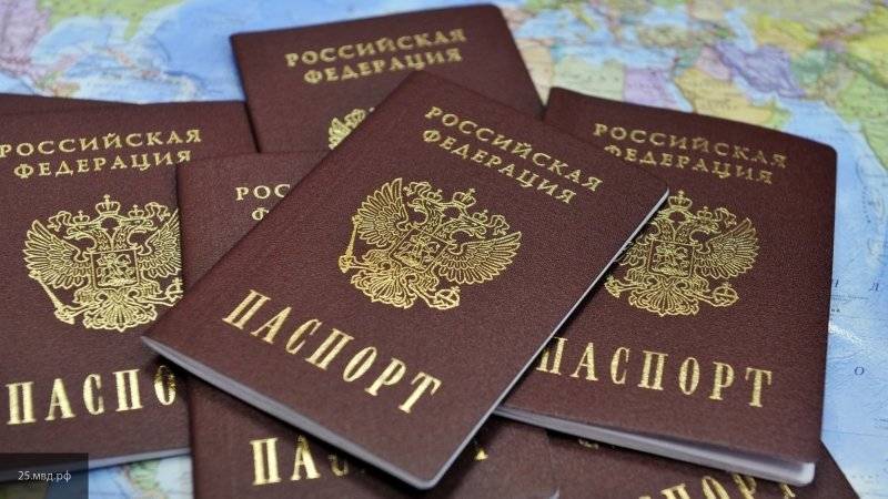 Максим Акимов - Светлана Бессараб - Петр Ветров - Депутат Госдумы подчеркнул необходимость обеспечить электронным паспортам защиту - nation-news.ru - Россия
