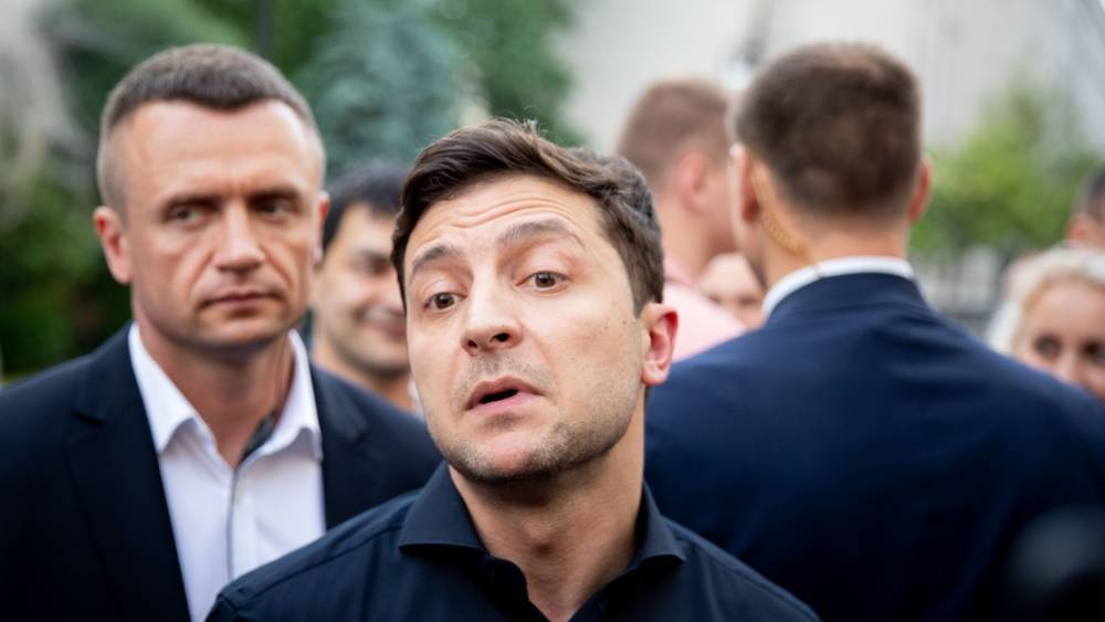 Владимир Зеленский - Степан Полторак - Зеленскому предложили пустить "Украину" на запчасти: Автор идеи - министр обороны - tsargrad.tv - Москва - Украина - Николаев