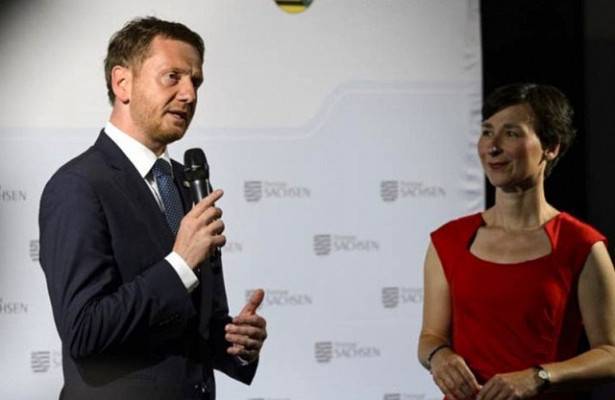 Премьер Саксонии призвал снять санкции с России после ее возвращения в ПАСЕ - newtvnews.ru - Москва - Россия - США - Украина - Крым - Германия - Канада