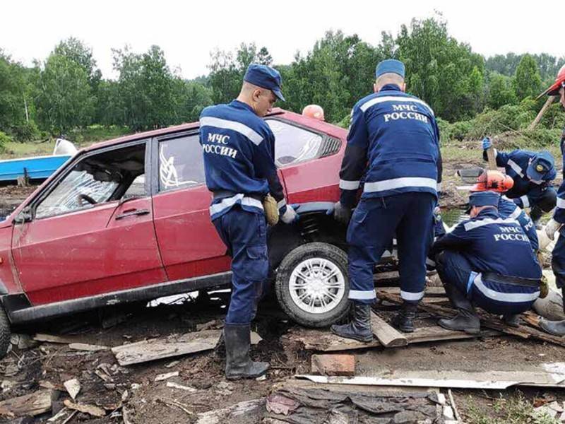 Страховщики покроют 1% ущерба от наводнения в Иркутской области - news.ru - Иркутская обл.