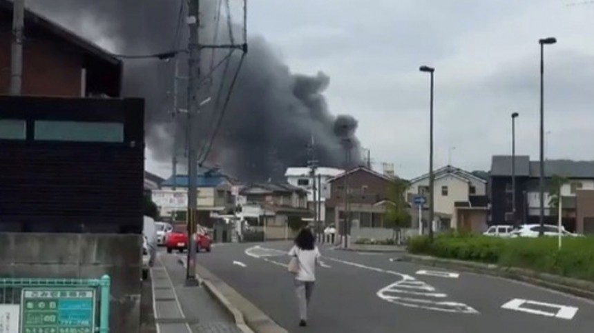 Видео: 10 погибших при пожаре в аниме-студии Kyoto Animation - 5-tv.ru - Япония - Киото