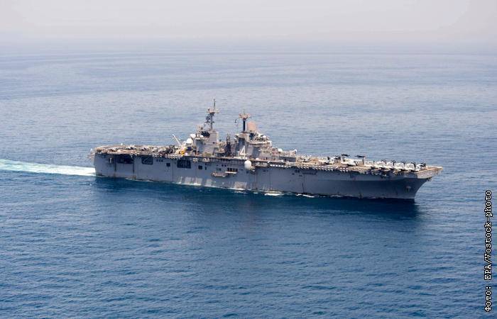 Дональд Трамп - Корабль ВМС США уничтожил иранский беспилотник - interfax.ru - Москва - США - Иран - Тегеран