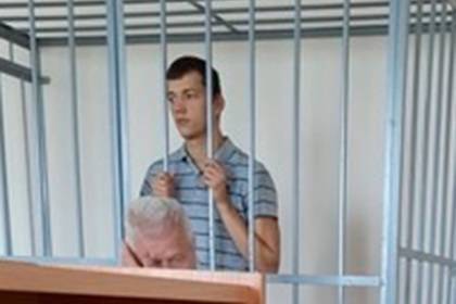 Изуродовавшего трех девушек «кислотного» маньяка отдали под суд - lenta.ru - Россия - Ставрополье - Буденновск