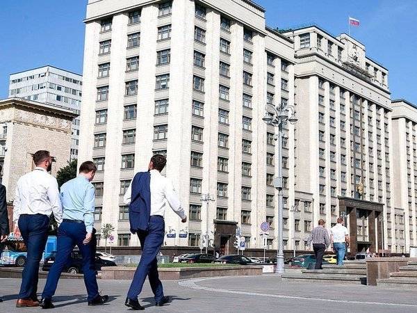 Вячеслав Володин - Госдума изучит опыт функционирования полупрезидентских политических систем - polit.ru - Россия