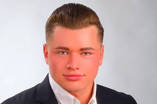 Михаил Федотов - Обидевшийся на «ноготочки» депутат передумал судиться с администрацией паблика «Борщ» - versia.ru - Москва - Кировская обл.