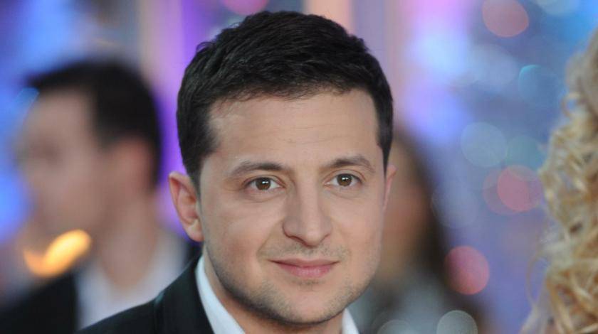 Владимир Зеленский - Александр Лукашенко - Александр Власов - "Правит как колхозом": Зеленского обвинили в копировании Лукашенко - utro.ru - Украина - Белоруссия
