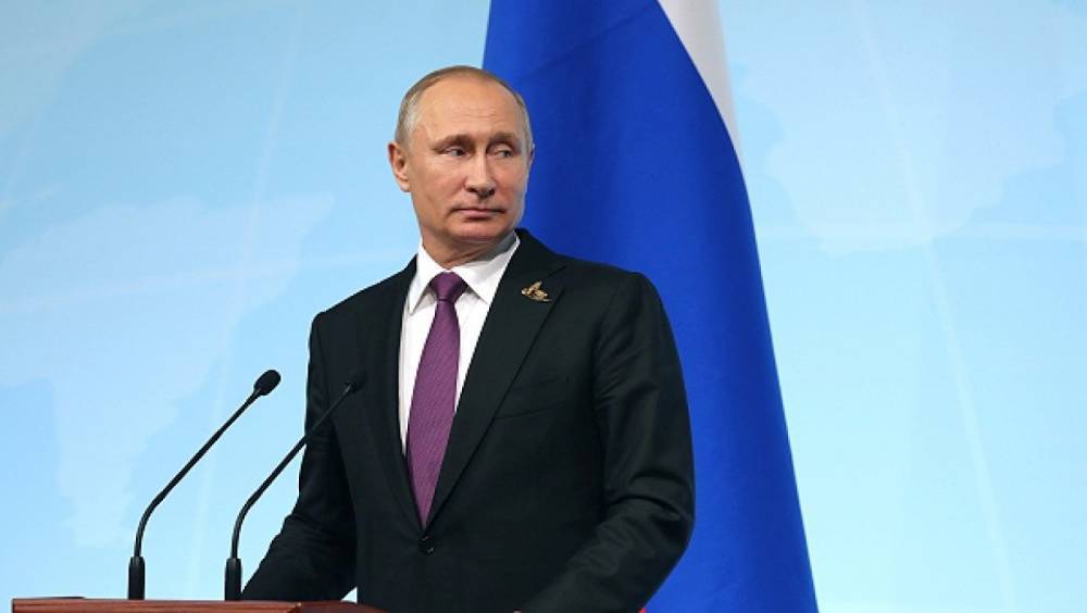 Владимир Путин - Франц Клинцевич - Клинцевич: решением упростить получение гражданства РФ для всех жителей Донбасса Путин продолжил политику собирания русского мира - news-front.info - Россия - Украина