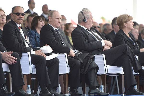 Дональд Трамп - Владимир Путин - Ангела Меркель - Яцек Сасин - «Неуместно»: Польша не пригласила Путина на годовщину Второй мировой - trud.ru - Россия - США - Германия - Польша - Варшава
