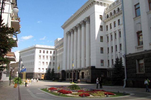Владимир Зеленский - Андрей Герус - Украина ввела спецпошлины на дизтопливо и сжиженный газ из РФ - aif.ru - Москва - Россия - Украина - Киев - Сомали