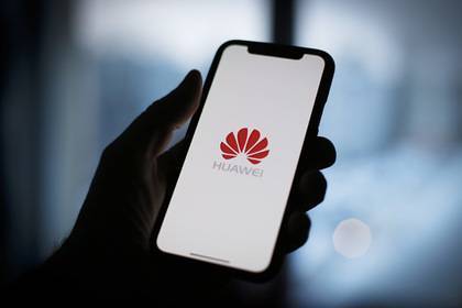 Дональд Трамп - Си Цзиньпин - Huawei закрыла вопрос о замене Android - lenta.ru - Китай - США - Япония - Брюссель