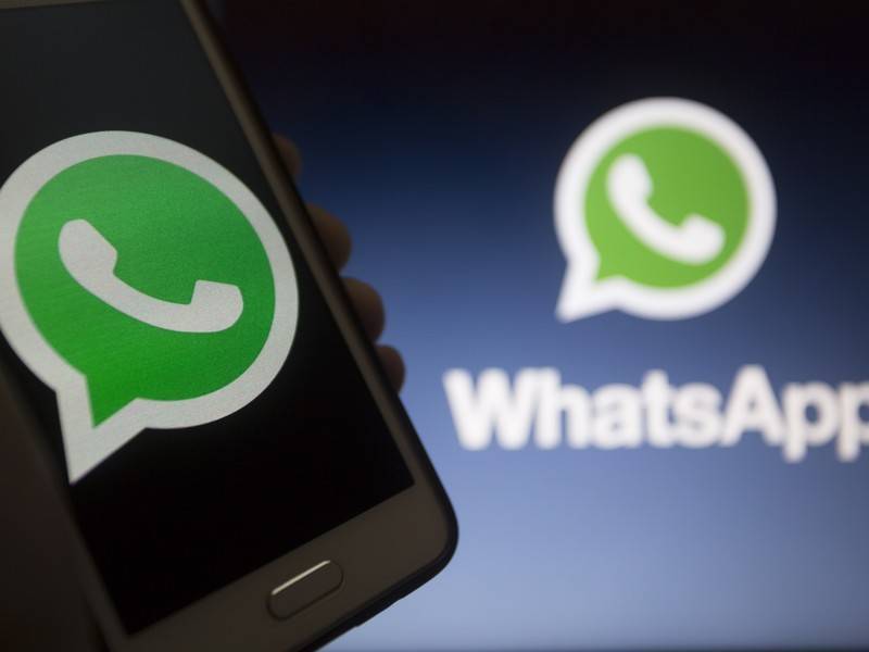 Житель ОАЭ получил два месяца тюрьмы за оскорбления в WhatsApp - news.ru - Абу-Даби