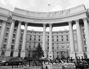 Владимир Путин - МИД Украины выразил России решительный протест - lentanovosti.ru - Москва - Россия - Украина - Киев - обл. Донецкая - Луганская обл. - ДНР - ЛНР