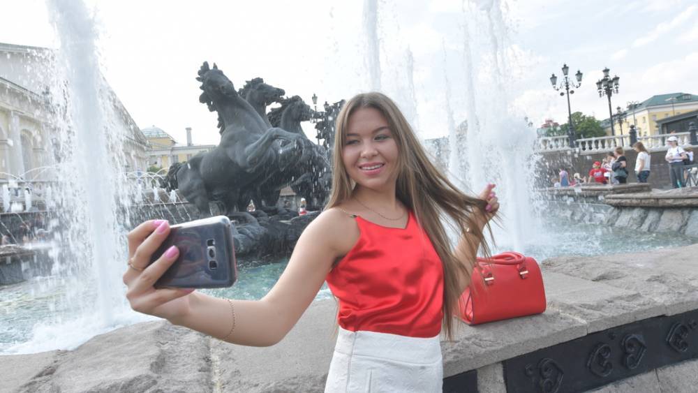 Чак Шумер - "Удаляются за 48 часов": Русский разработчик FaceApp ответил на опасения напоминанием об американском контроле - tsargrad.tv - США