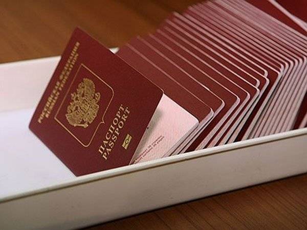 Максим Акимов - Вахтанг Кипшидзе - В РПЦ раскритиковали идею электронных паспортов из-за угрозы частной жизни - polit.ru - Москва - Россия