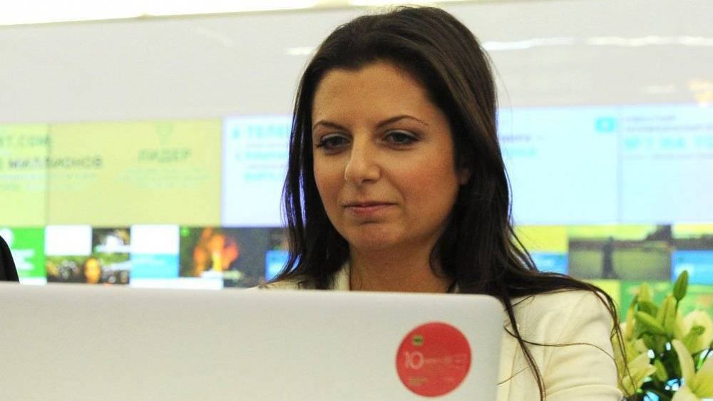 Маргарита Симоньян - Джулиан Ассанж - Симоньян высмеяла «инфобомбу» CNN о «тайных связях» Ассанжа с RT - politexpert.net - Лондон
