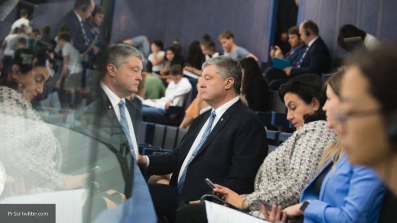 Петр Порошенко - Мария Федорова - Европарламент не пустил Порошенко в зал на заседание - nation-news.ru - Украина