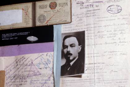 Борис Ельцин - ФСБ саботировала указ Ельцина - lenta.ru - Москва - Россия - Ленинградская обл. - Санкт-Петербург - Московская обл. - РСФСР