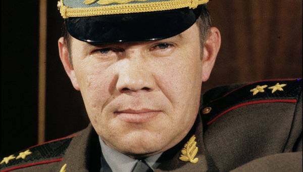 Геннадий Зюганов - Борис Ельцин - За что 17 октября 1996 года генерала Лебедя уволили со всех постов | Русская семерка - russian7.ru - Россия - Молдавия - Тирасполь - г. Бухарест - Кишинев - Приднестровье