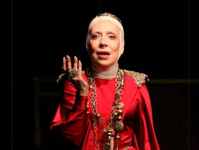 Инна Чурикова - Врачи сообщили, что Чурикова остается в тяжелом состоянии - vm.ru - Россия