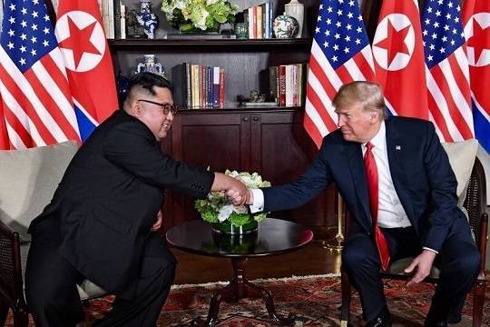 Дональд Трамп - Ким Ченын - В КНДР назвали встречу Трампа с Ким Чен Ыном исторической - versia.ru - Южная Корея - США - Вашингтон - КНДР - Пхеньян - Корея - Сингапур - Ханой