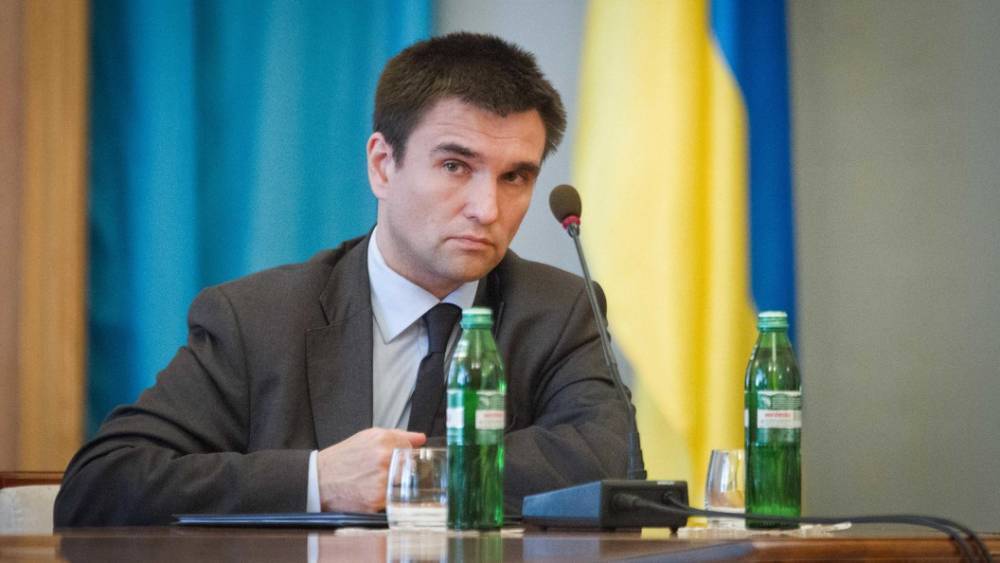 Владимир Зеленский - Владимир Гройсман - Павел Климкин - Леонид Кравчук - "Это беспрецедентно": Кравчука возмутил конфликт Климкина с Зеленским - tsargrad.tv - Москва - Россия - Украина