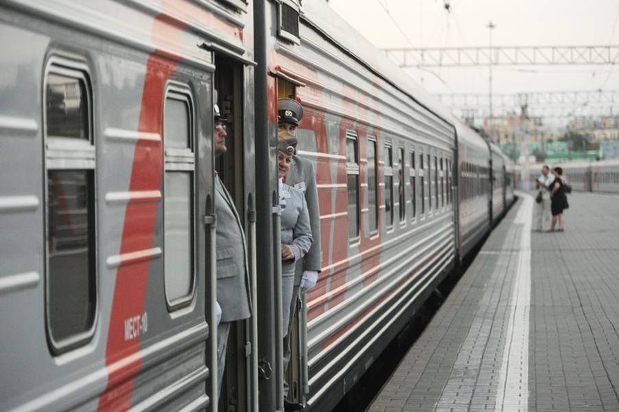 Владимир Путин - Дмитрий Медведев - Виталий Мутко - В поезда Москва – Чита и Улан-Удэ – Москва включили допвагоны из-за ЧС - m24.ru - Москва - Иркутская обл. - Новосибирск - Красноярск - Улан-Удэ - Иркутск - Владивосток - Чита