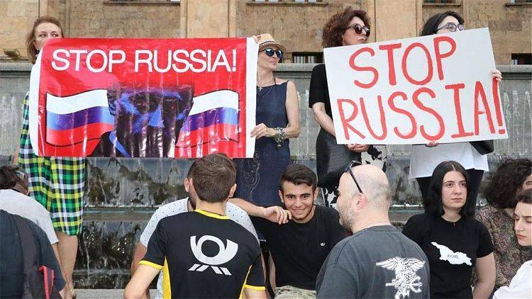 Маргарита Симоньян - Извиняться за выступления в РФ стало популярным флэшмобом у грузинских исполнителей - news-front.info - Россия - Грузия - Тбилиси