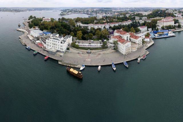 Алексей Черняк - В Крыму заявили о росте спроса на отдых со стороны украинских туристов - aif.ru - Украина - Крым