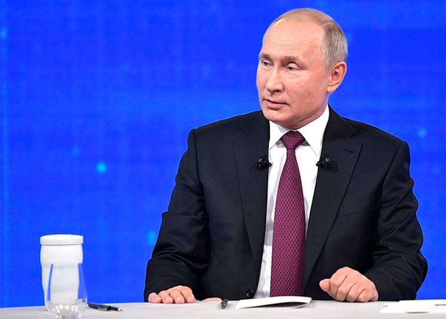 Дональд Трамп - Владимир Путин - Дмитрий Песков - Синдзо Абэ - Термокружка Путина стала хитом в Китае - m24.ru - Россия - Япония