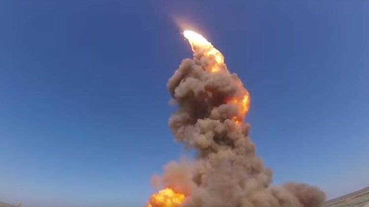 Российские военные испытали новую ракету системы ПРО - polit.info - Россия