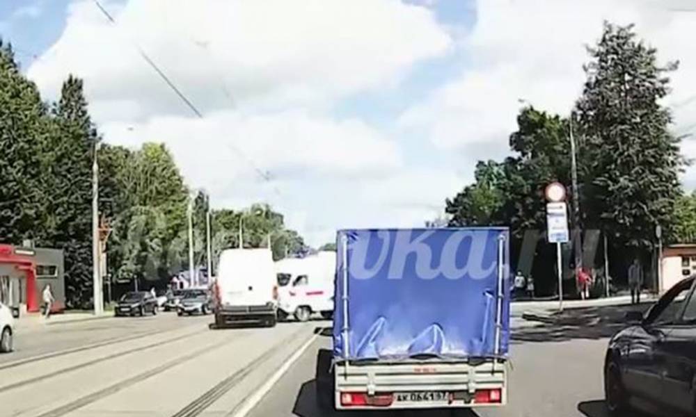 Момент ДТП со «скорой» в Заднепровье попал на видео - readovka.ru - Смоленск