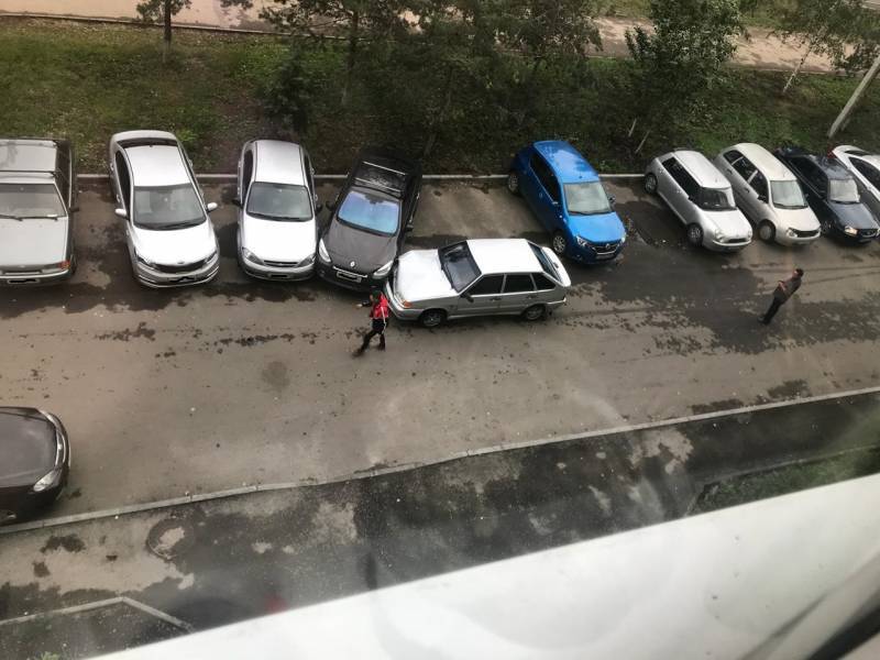 В Уфе пьяный мужчина угнал машину и устроил ДТП - bash.news - Уфа