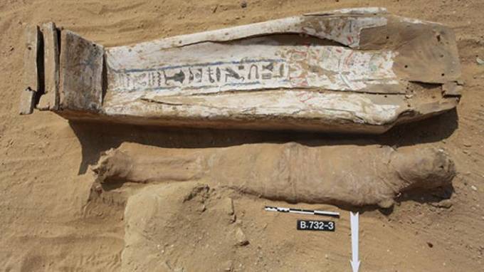 В Египте у подножия самой старой пирамиды нашли десятки странных мумий - piter.tv - Египет - Польша - Варшава