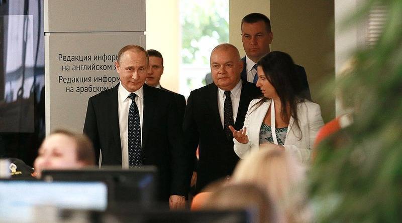Владимир Путин - Россия заплатила радиостанции США $1,4 миллиона за круглосуточную трансляцию пропаганды в Вашингтоне - usa.one - Россия - США - Вашингтон - шт.Флорида - штат Вайоминг