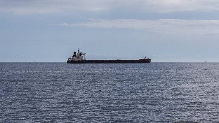 Хроника одного "бедствия": Черноморский флот "спас" тонущий танкер - crimea.ria.ru - Крым - Симферополь