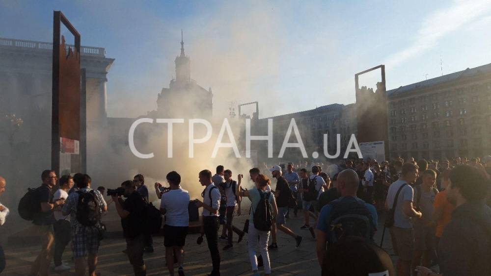 Петр Порошенко - Мустафа Найем - Порошенко в бешенстве: Майдан провалился. Фото, видео - elise.com.ua - Украина