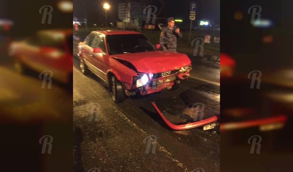 В Смоленске ночные гонки обернулись жуткой аварией - readovka.ru