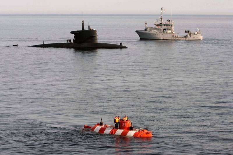 ВМФ РФ принимает новую программу спасения подводных лодок - topwar.ru - Курск
