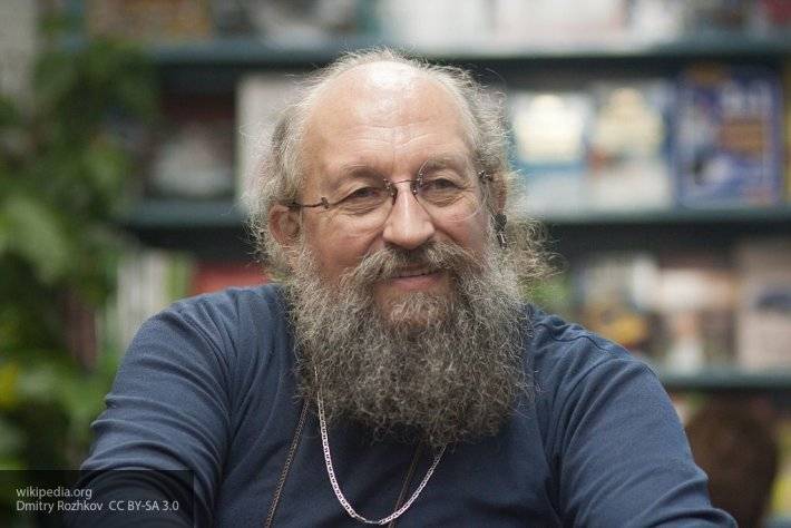 Анатолий Вассерман - Вассерман оценил выдачу российских паспортов жителям Донбасса - newinform.com - Москва - Россия - Украина - Киев - обл. Донецкая - Луганская обл. - Царьград - Гражданство