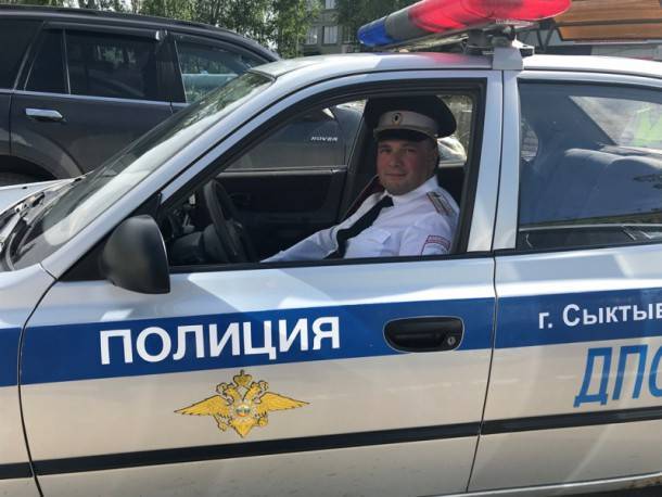 Инспектор ДПС Сыктывкара спас жителя сыктывкарской Орбиты - bnkomi.ru - респ. Коми