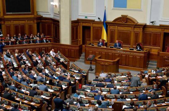 Владимир Зеленский - Петр Порошенко - Святослав Вакарчук - Юлий Тимошенко - Эксперт рассказал, какие партии смогут организоваль коалицию в случае победы на выборах в Раду - pnp.ru - Украина