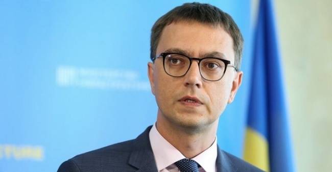 Владимир Омелян - Украинский министр назвал указ Зеленского о дорогах «позорным цирком» — Новости политики, Новости Украины - eadaily.com - Россия - Украина