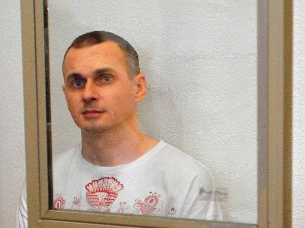 Владимир Зеленский - Юрий Луценко - Кирилл Вышинский - Олег Сенцов - Зеленский согласился обменять Вышинского на Сенцова - polit.ru - Россия - Украина - Киев