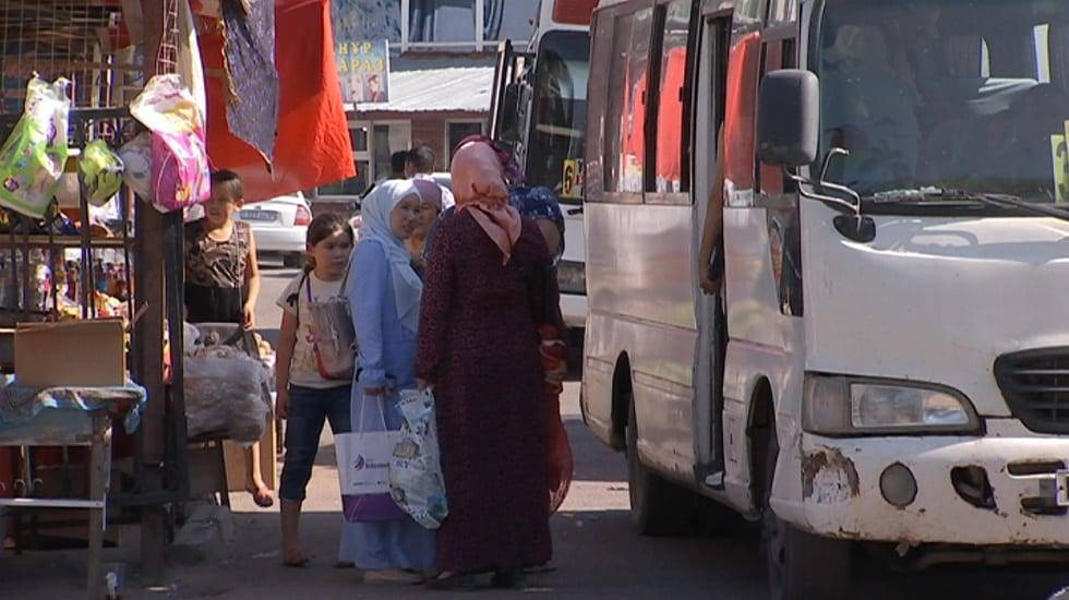 Женщина выпала из автобуса и погибла по дороге в Алматинскую область (видео) - nur.kz - Алма-Ата - Монголия