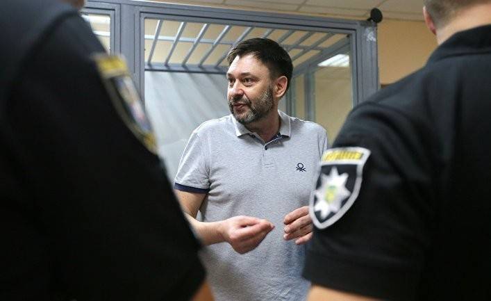 Владимир Зеленский - Кирилл Вышинский - Олег Сенцов - Юлия Мендель - Страна: «Я&nbsp;не&nbsp;вещь, чтобы меня менять». Почему Кирилла Вышинского оставили в&nbsp;тюрьме - geo-politica.info - Москва - Россия - Украина - Киев - Крым