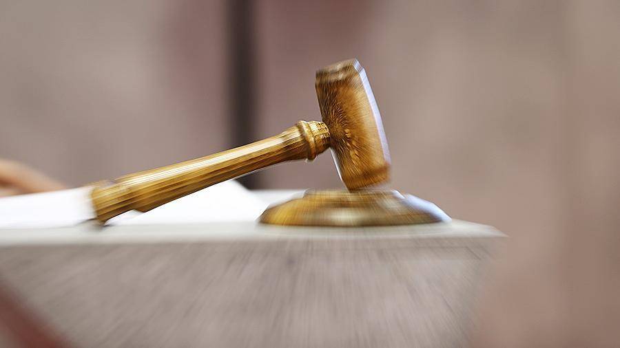 Четверо мужчин пошли под суд за похищения людей под видом лечения от наркомании - iz.ru - Москва - Россия - Тверская обл. - Омск