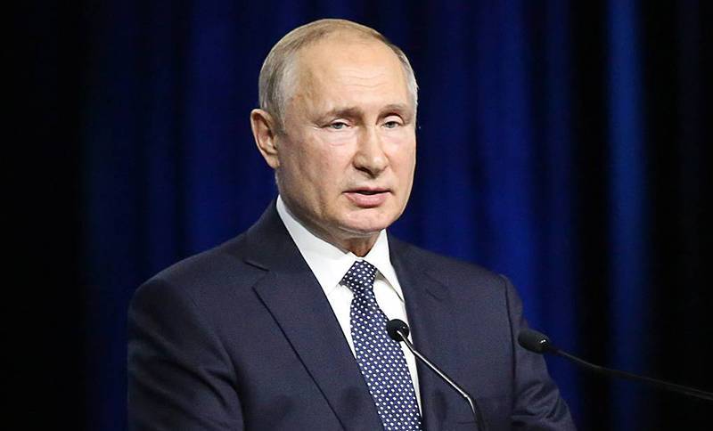 Владимир Путин - Оливер Стоун - Путин назвал возможную причину для отказа от президентства - bloknot.ru - Россия - США