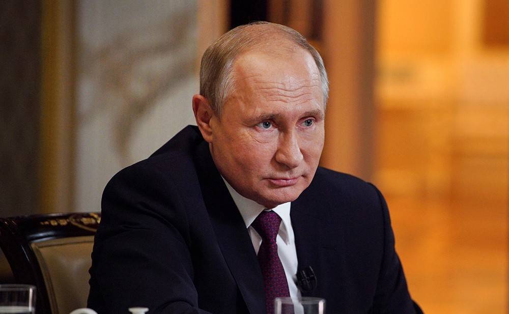 Владимир Путин - Юлий Скрипаль - Сергей Скрипаль - Оливер Стоун - "Всё время прячется": Путин высказался о местонахождении Скрипаля - tvc.ru - Москва - Россия - США - Лондон - Солсбери