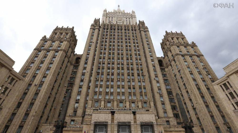 Мария Захарова - Анатолий Антонов - МИД РФ вызвал советника посольства США из-за «визовой войны» - riafan.ru - Москва - Россия - США - Вашингтон - New York - Нью-Йорк